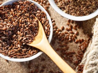 Не так полезно как мы думали: какой вред здоровью могут нанести семена льна