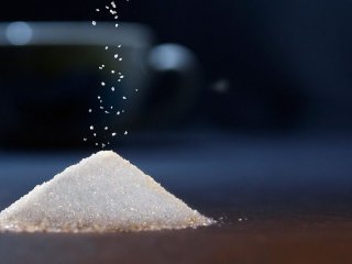 Врачи рассказали, чем вреден рафинированный сахар