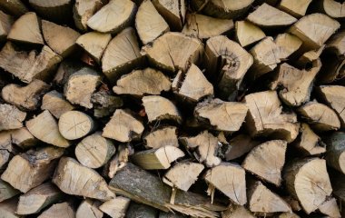 Як розрахувати, скільки потрібно дров, щоб пережити зиму: все дуже просто