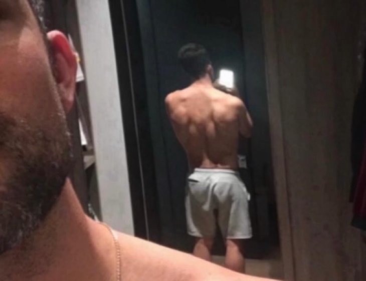 Бритни Спирс выложила фото полуголого мужчины. Кто он?