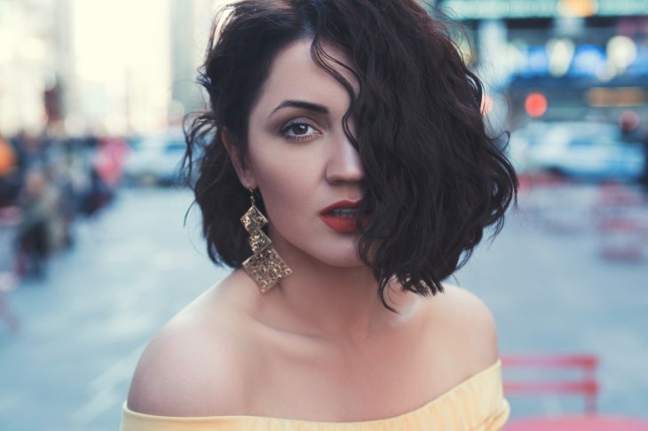 Оля Цибульская вышла в свет без белья