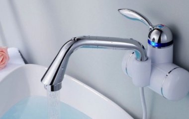 Сантехнік з 30-річним стажем показав, як збільшити напір води за 1 хвилину