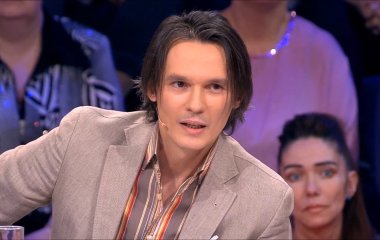 Влад Сташевский сменил имидж и вернулся на сцену