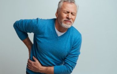 Потрійний удар по нирках. Які препарати можуть спричинити ускладнення
