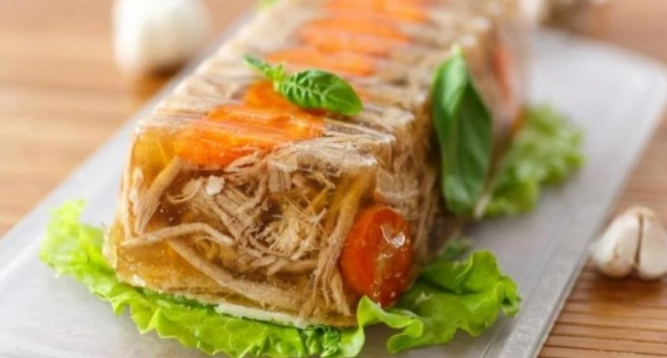 Если холодец не застыл: простой лайфхак, как спасти блюдо