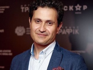 Ахтем Сеітаблаєв після тяжкого розриву з нареченою закрутив новий роман: з ким він зустрічається