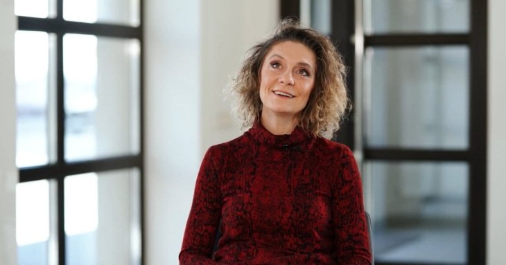 Відома українська акторка після виїзду з України закрутила роман зі шведом: що відомо про її обранця