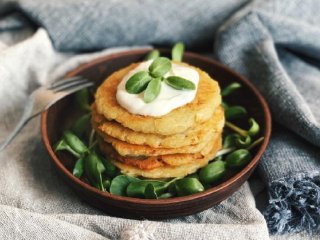 Получатся не хуже мясных: хитрости приготовления овощных котлет