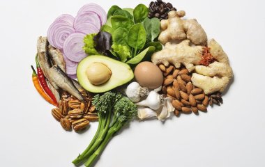 Чотири продукти, які уповільнюють роботу мозку