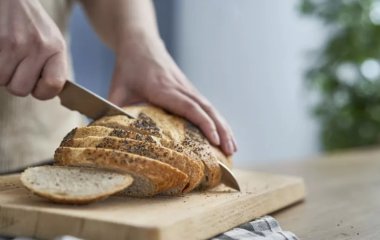 Експерт закликав заморожувати хліб: Моментальний ефект для здоров'я