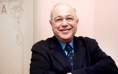 Кто она, новая помощница Евгения Петросяна