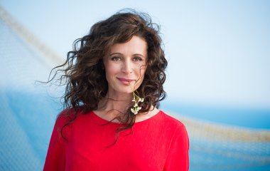 Оксана Фандера объяснила, почему не закрашивает седину
