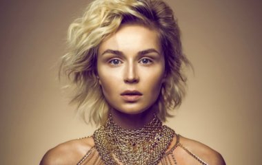 Полина Гагарина наняла персонального фитнес тренера на дом