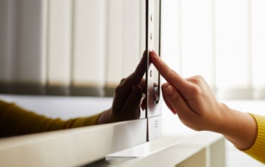 Експерт пояснив, чи викликають мікрохвильові печі та смартфони рак