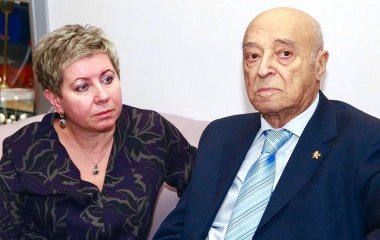Больной коронавирусом вдове Владимира Этуша стало хуже