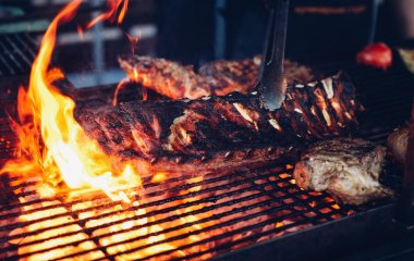 Необычные рецепты мяса на огне