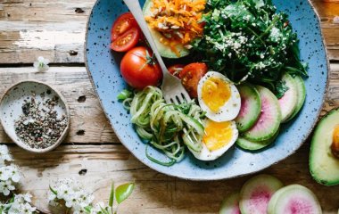 10 принципов, которые позволят сделать любой рацион полезнее