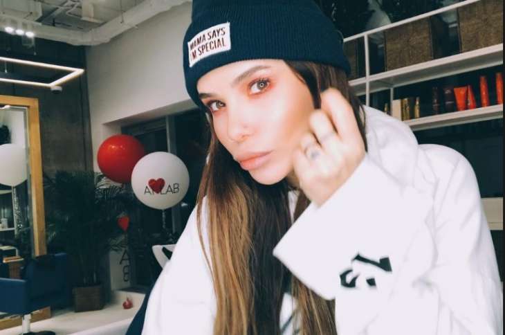 Айза снова взбудоражила Instagram