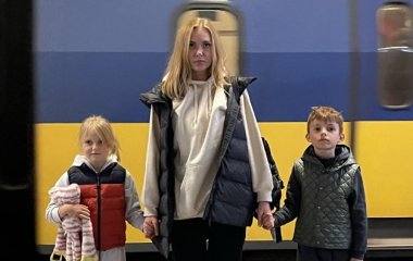 Слава Каминская показала, как позволила кардинально изменить имидж семилетней дочери