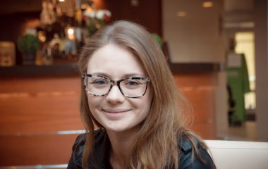 Звезда сериала «Мажор» Карина Разумовская насмешила поклонников оригинальным фото