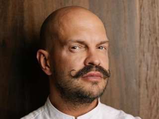 Володимир Ярославський розсекретив відкриття ресторану в Португалії і заговорив про його вартість