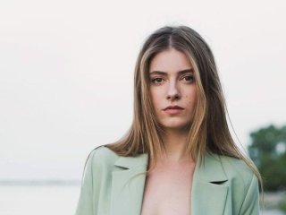 Дар'я Петрожицька відверто розповіла про складні стосунки з нареченим на відстані