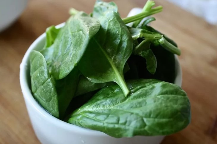 7 корисних продуктів, якими небезпечно зловживати