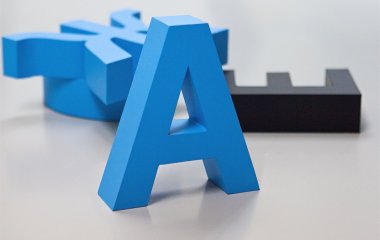 Вивіски з функцією підсвічування: види, особливості вибору
