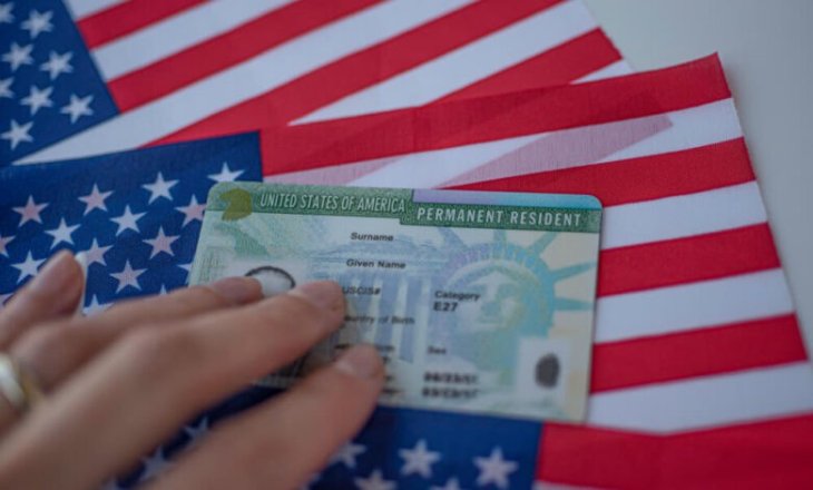 Грин-карта EB-1 для украинских женщин: как уехать в США благодаря таланту