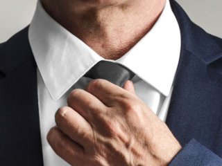 Банкір підмінив 45 тисяч доларів іграшковими купюрами з мультиплікаційними тваринами — фото