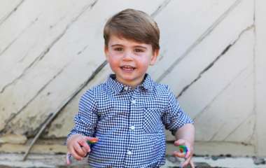 В сети появился ранее не опубликованный снимок двухлетнего принца Луи