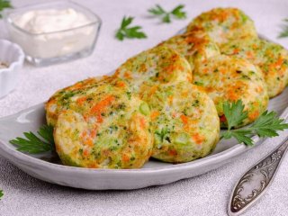 Вкусно и полезно: как приготовить овощные котлеты в духовке