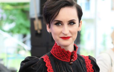 Солистка Go-A в бикини похвалилась идеальными формами в бассейне