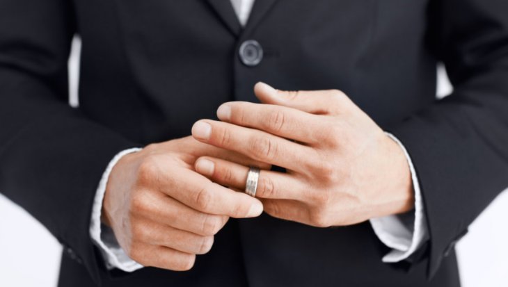 Как определить размер члена по руке