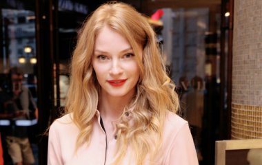 Светлана Ходченкова делится солнечными снимками с отдыха в Дубае