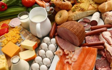 Врач назвала продукты, вызывающие рак желудочно-кишечного тракта