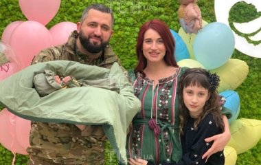 Евгения Эмеральд ответила, почему скрывает свою 10-летнюю дочь от предыдущих отношений