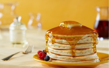 Готовим пышные банановые оладьи: вкусный завтрак за 5 минут