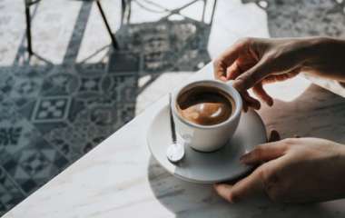 Як пити каву та ходити: поради дієтолога