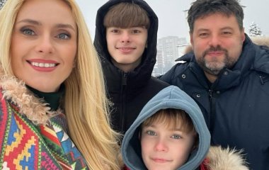 Ірина Федишин з чоловіком і синами повернулася з-за кордону та замилувала зимовою казкою