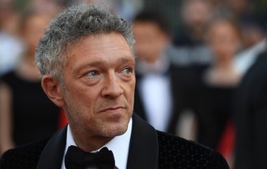 Венсан Кассель впервые вышел на публику с новой девушкой