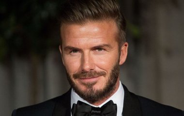 Дэвид Бекхэм с детьми замечен на показе Victoria Beckham