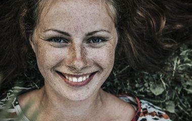 Онколог пояснила, як розпізнати небезпечні «ластовиння»