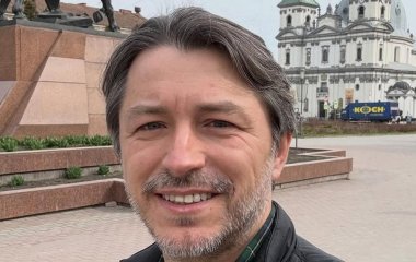 Сергій Притула показав 5-річну доньку-красуню й ніжно звернувся до дружини: 
