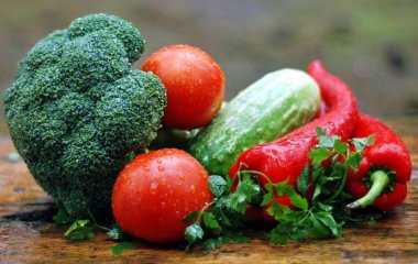 Медики назвали продукты, повышающие и снижающие риск развития рака