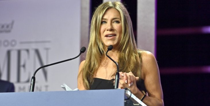 Дженнифер Энистон обвинили в лицемерии