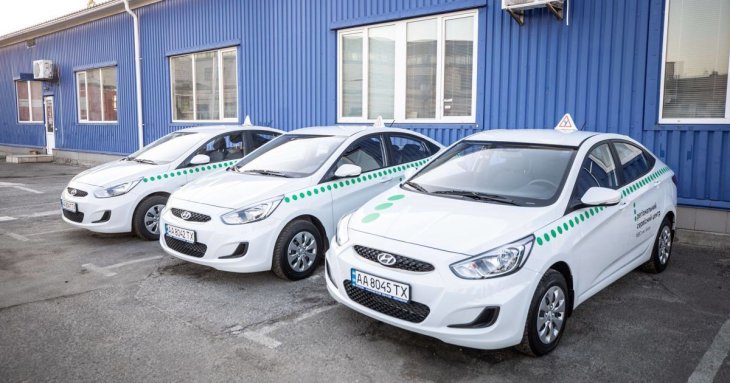 Чоловік склав теоретичний іспит з водіння після 9 років і 139 спроб