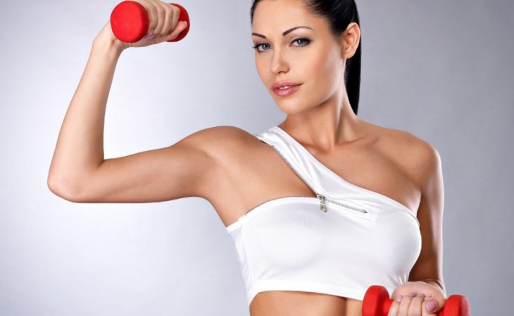 Упражнения для красивой и подтянутой груди в домашних условиях