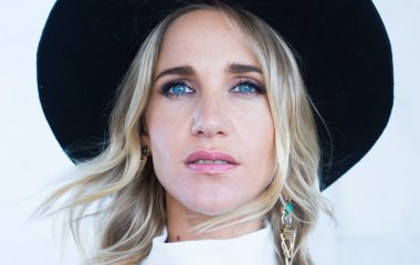 Скромница Ковальчук сверкнула трусиками: Уже не знает что оголить