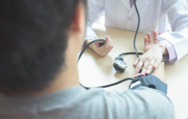 Кардіолог дала поради щодо профілактики інсульту